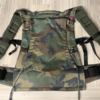 Terepmintás csatos hordozó Toddler 50 cm