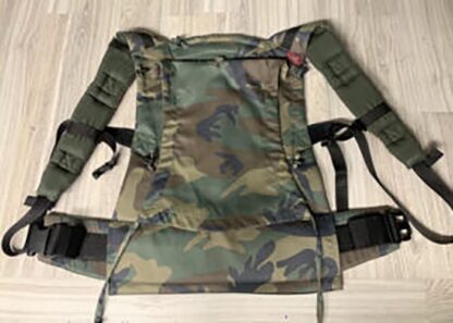Terepmintás csatos hordozó max.45 cm Sztenderd