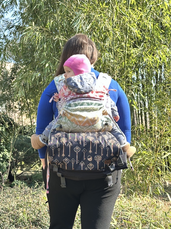 Hordozós táska, öv és válltáska Nagyméret